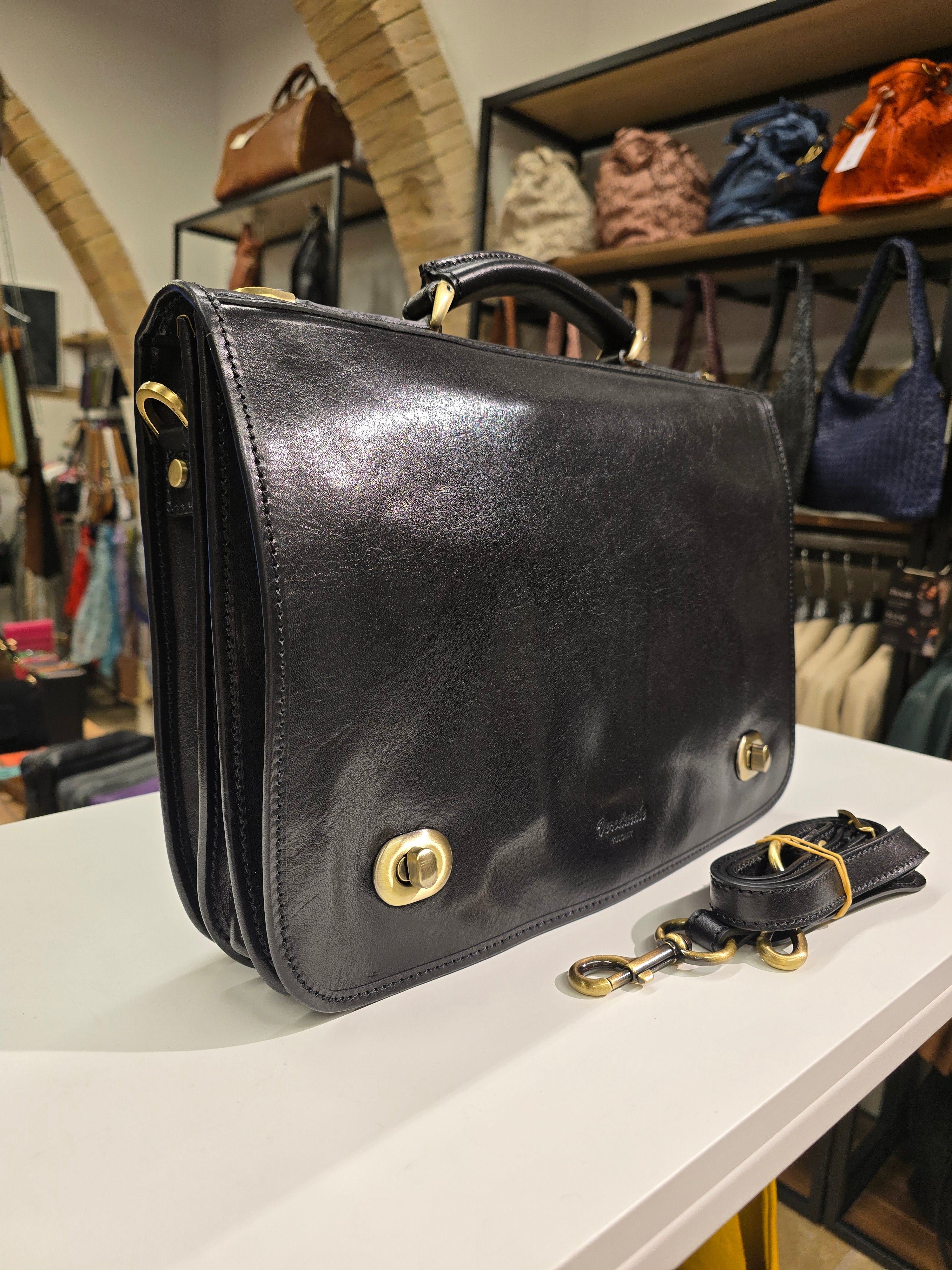 Ducale Briefcase.